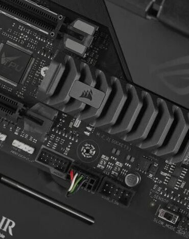 Corsair-4TB-MP600-PRO-XT-M2-NVMe-SSD