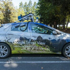 google-maps-street-view-car-4732751_1280